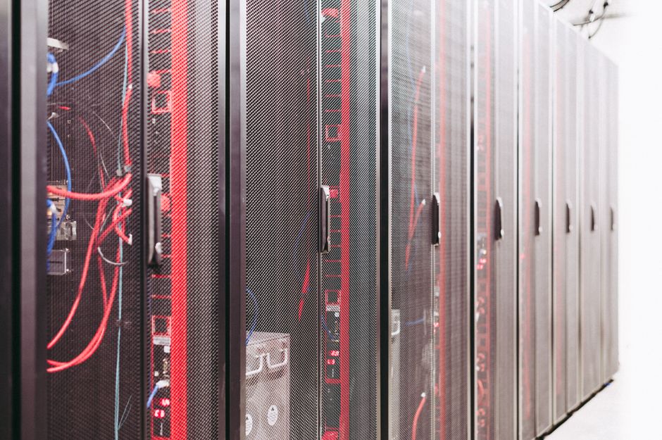 Server racks with managed cabling in a data center